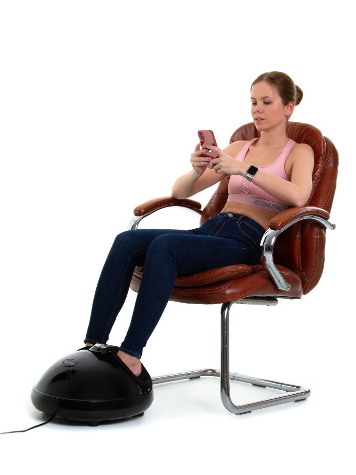 Роликово-компрессионный массажер для ног с ИК-прогревом FITSTUDIO Foot Therapy, цвет черный